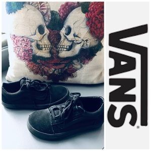 Vans Low Top Kids Black Suede Skate Shoe Sneakers